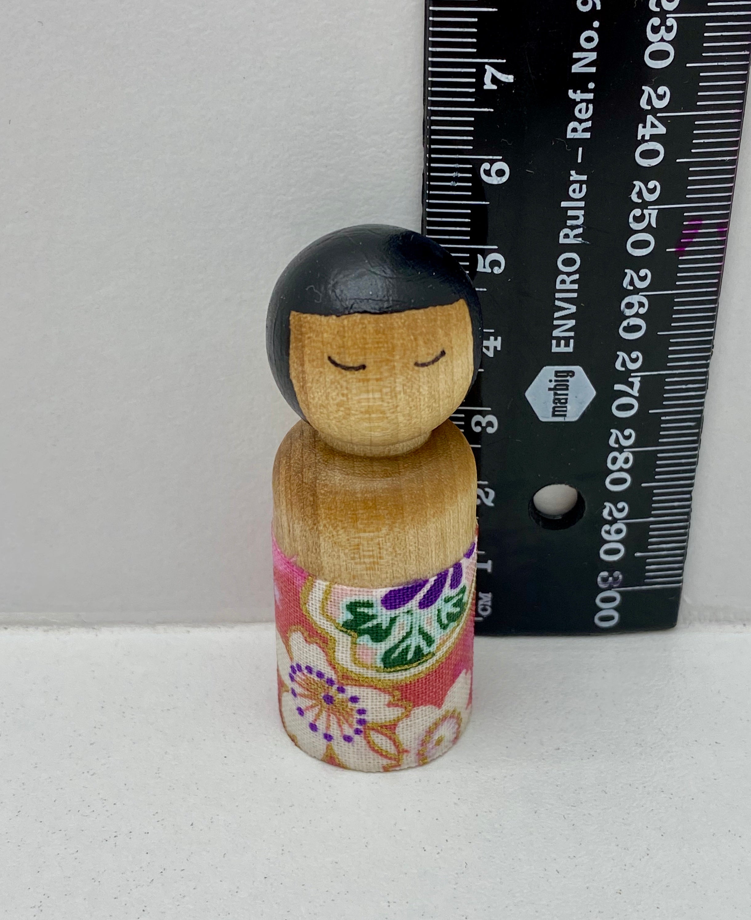 Japanese Peg Doll, Style 1