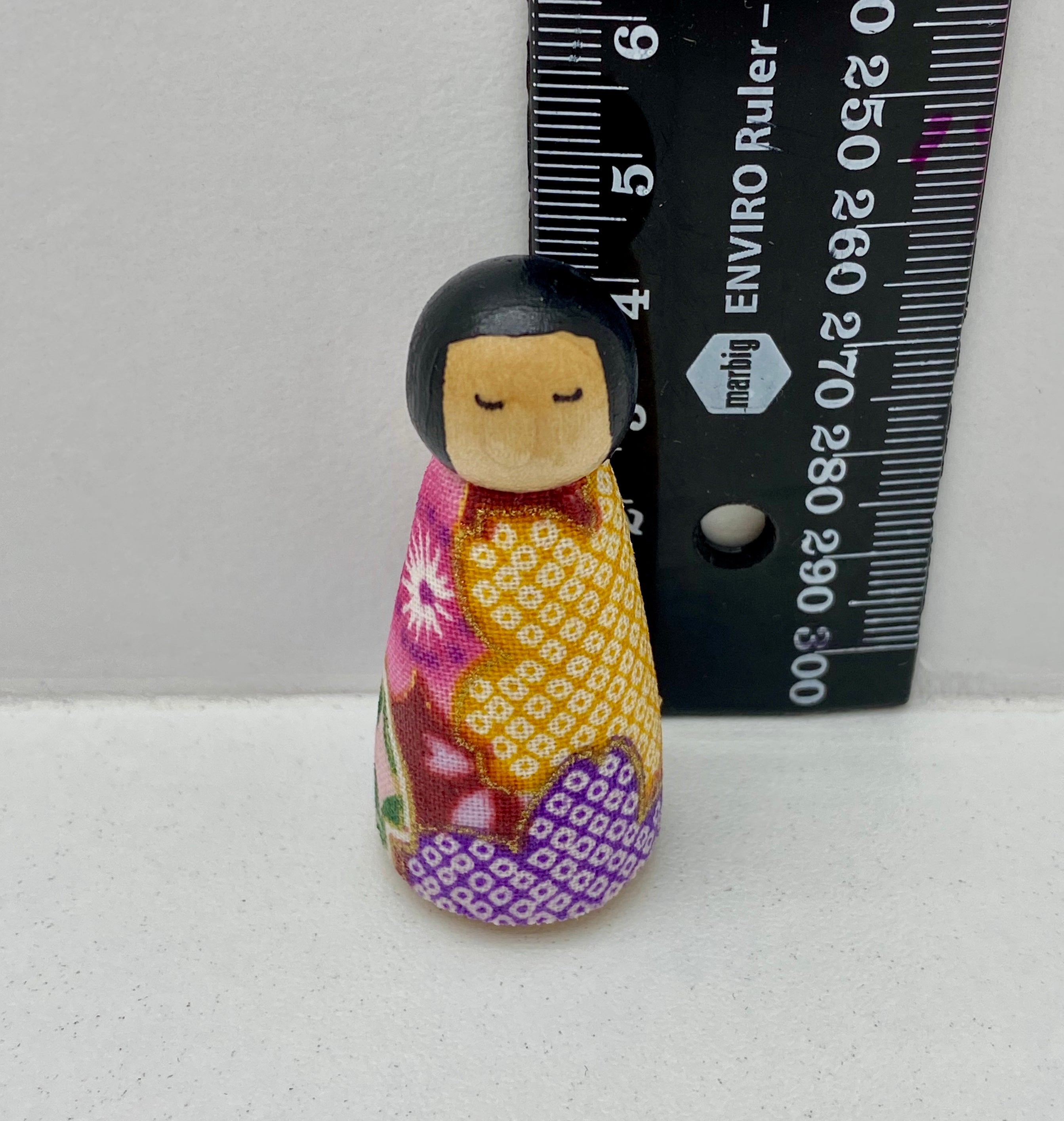 Japanese Peg Doll, Style 1