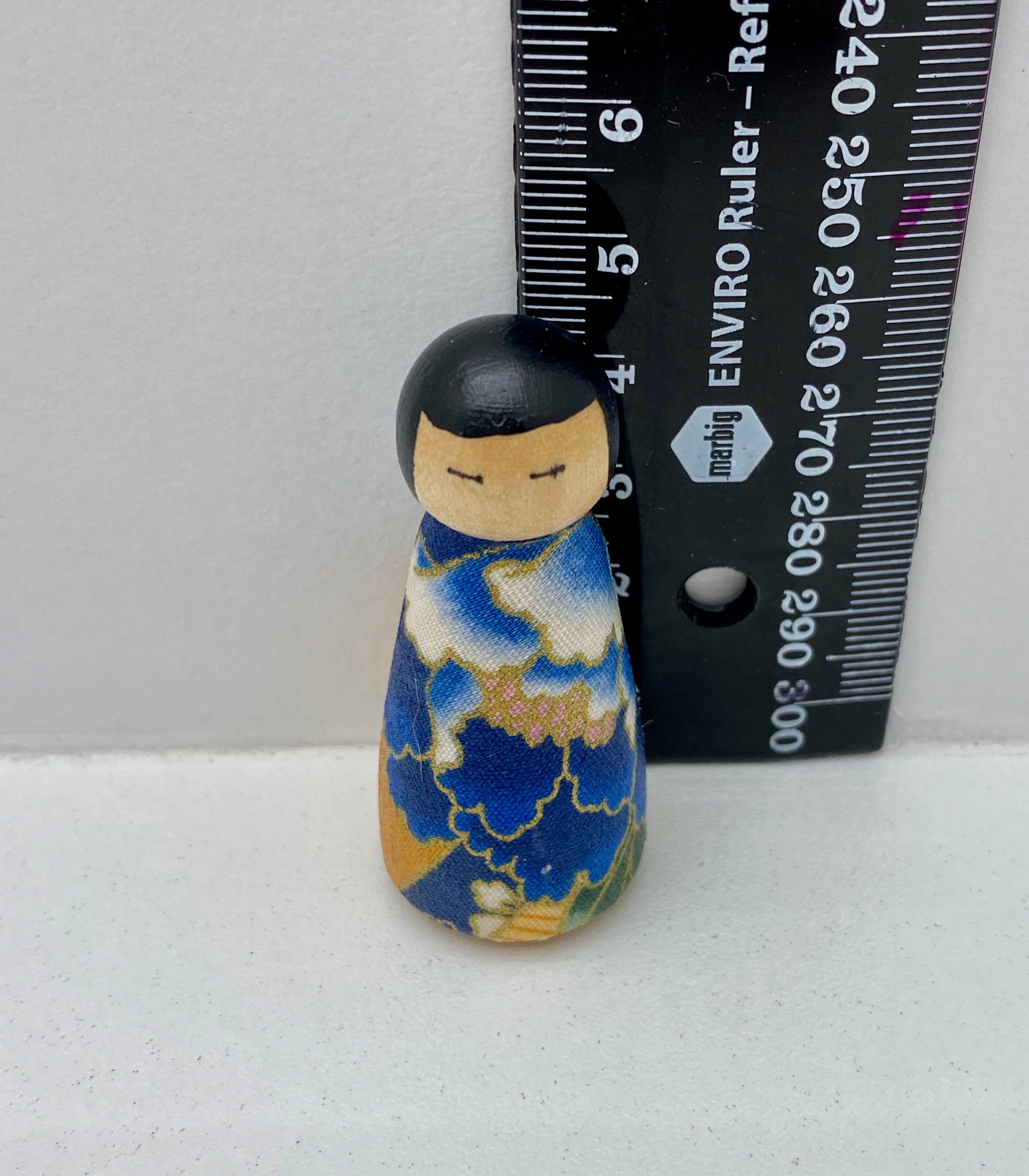 Japanese Peg Doll, Style 3